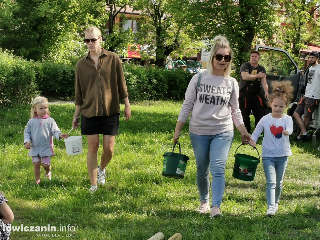 Akcja sadzenia drzew na os. Zatorze