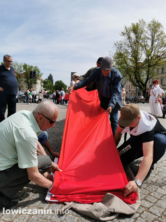 Dzień Flagi Rzeczypospolitej Polskiej w Łowiczu