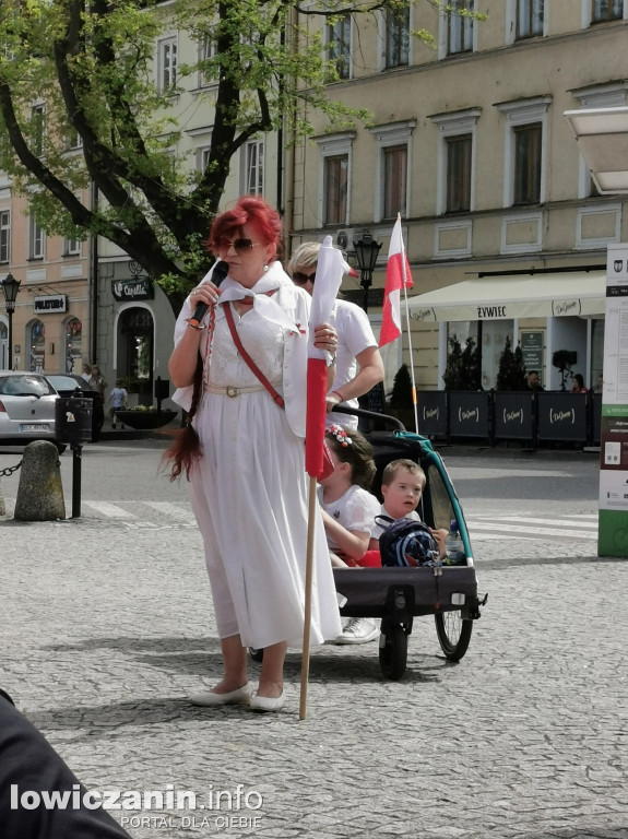 Dzień Flagi Rzeczypospolitej Polskiej w Łowiczu