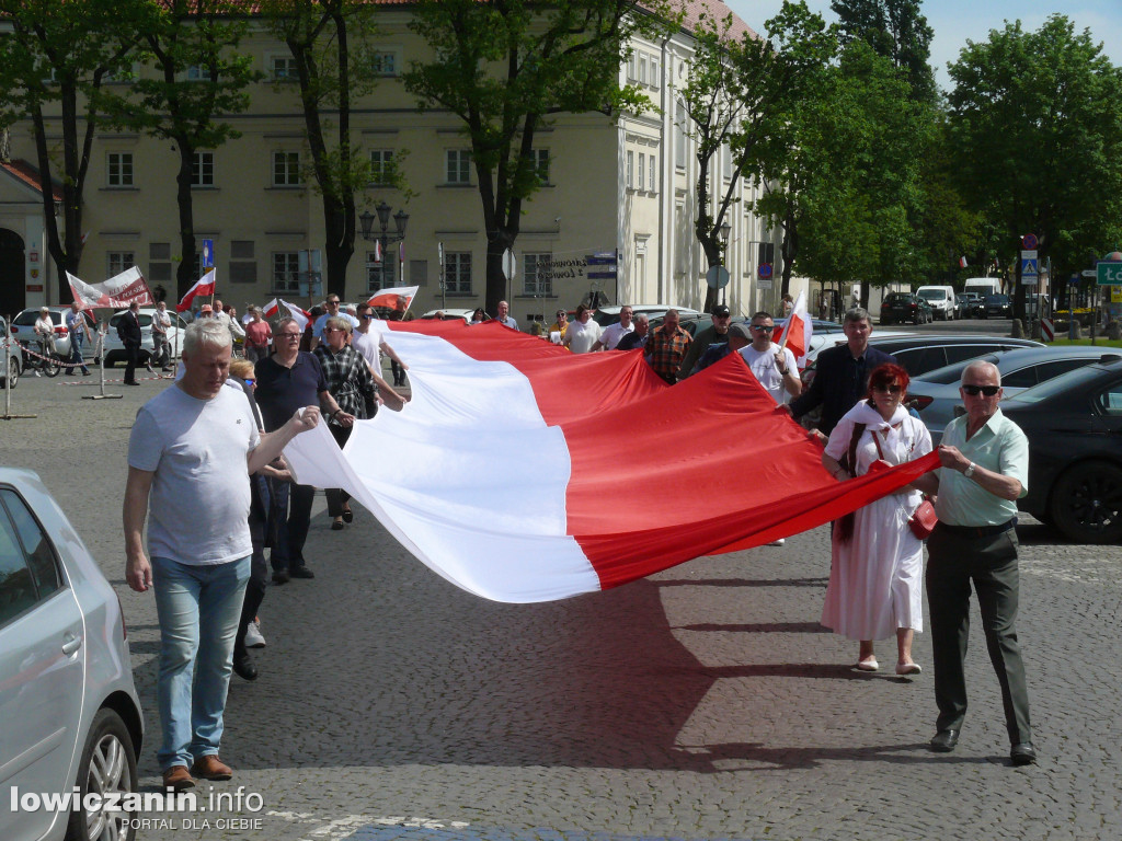 Dzień Flagi Rzeczypospolitej Polskiej w Łowiczu