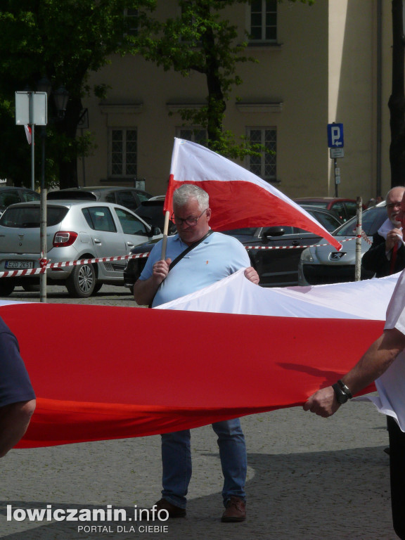 Dzień Flagi Rzeczypospolitej Polskiej w Łowiczu