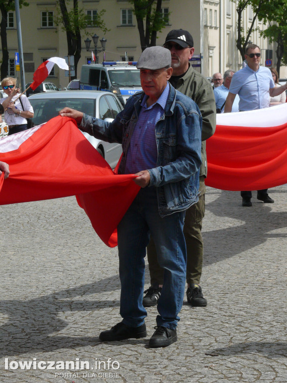 Dzień Flagi Rzeczypospolitej Polskiej w Łowiczu