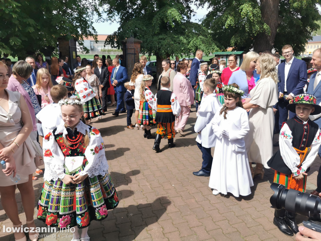 Pierwsza Komunia Święta w parafii w Kocierzewie (FOTO)