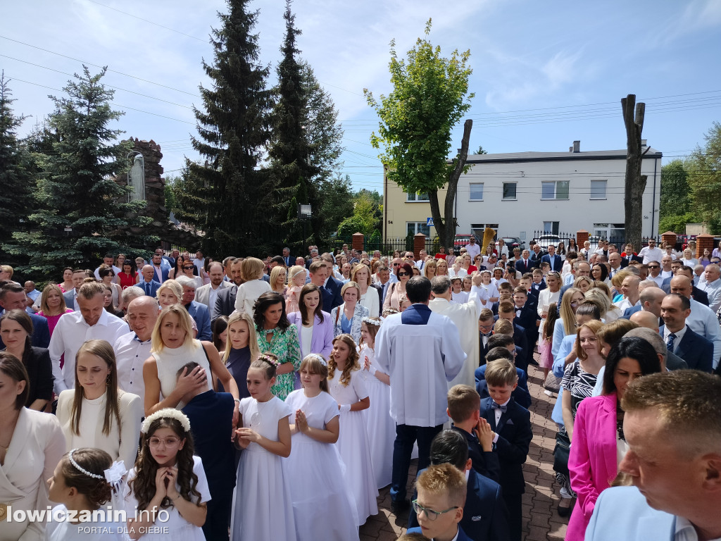 Głowno. Pierwsza Komunia Święta w kościele św. Barbary