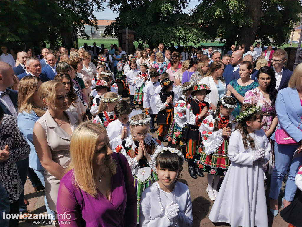 Pierwsza Komunia Święta w parafii w Kocierzewie (FOTO)