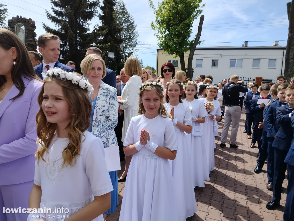 Głowno. Pierwsza Komunia Święta w kościele św. Barbary