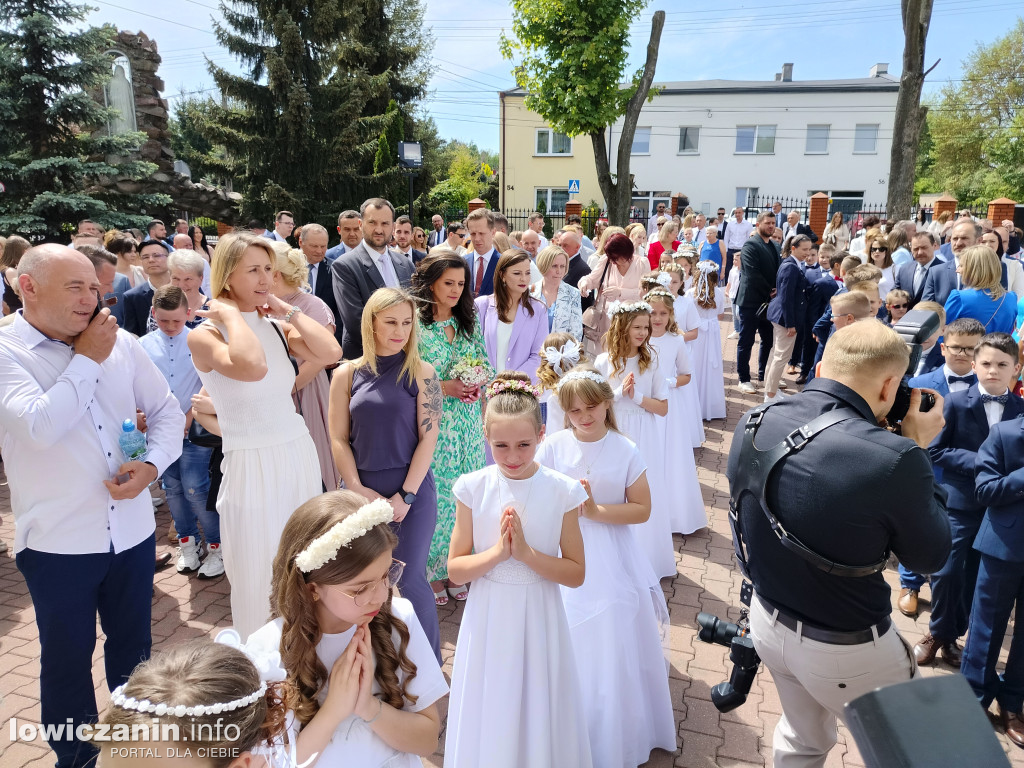 Głowno. Pierwsza Komunia Święta w kościele św. Barbary