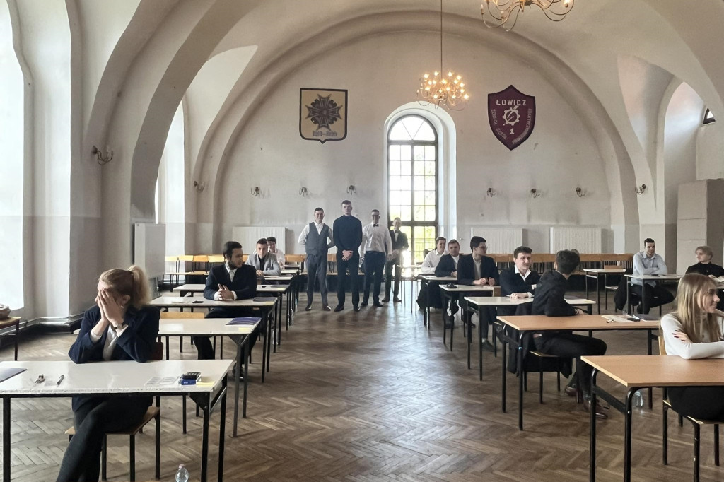 Jakie nastroje mają maturzyści ZST 1?
