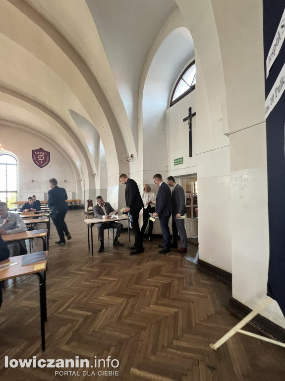 Jakie nastroje mają maturzyści ZST 1?
