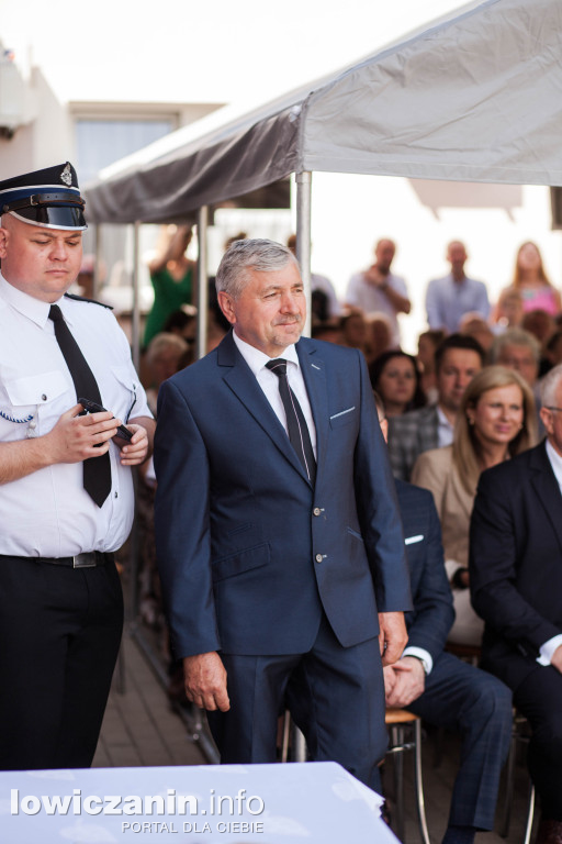 OSP Strzebieszew ma nowy sztandar i wóz strażacki
