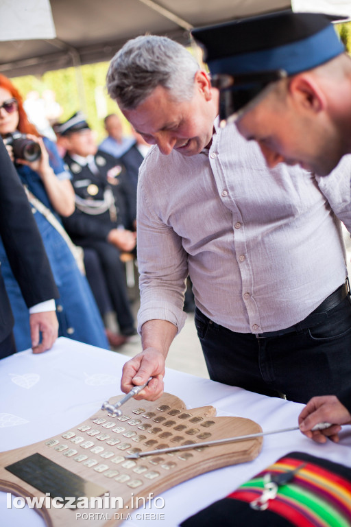 OSP Strzebieszew ma nowy sztandar i wóz strażacki