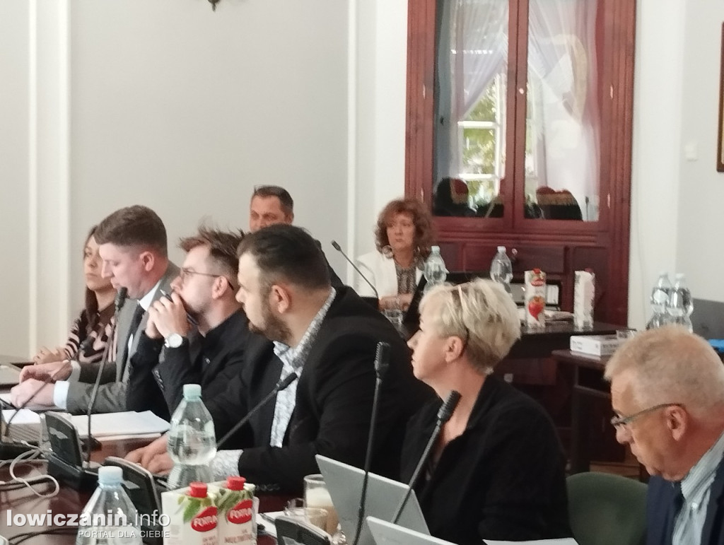Sesja Rady Miejskiej w Łowiczu - 16.05.2024
