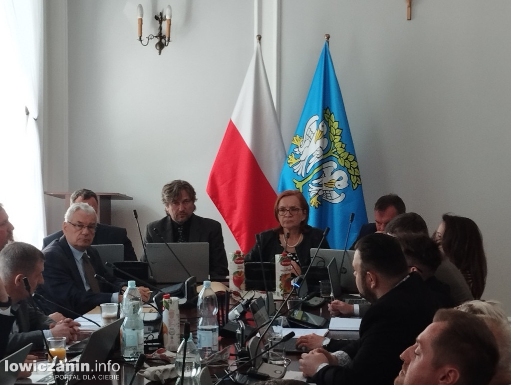 Sesja Rady Miejskiej w Łowiczu - 16.05.2024
