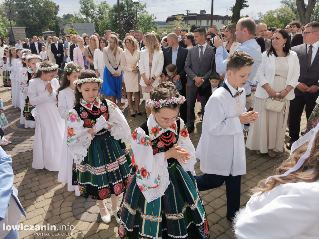 Domaniewice - uroczystość Pierwszej Komunii Świętej