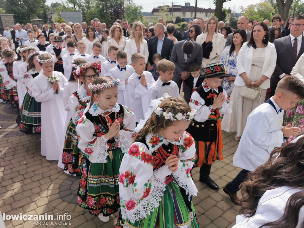 Domaniewice - uroczystość Pierwszej Komunii Świętej