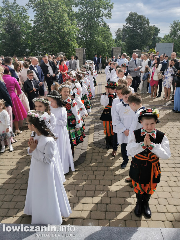 Domaniewice - uroczystość Pierwszej Komunii Świętej