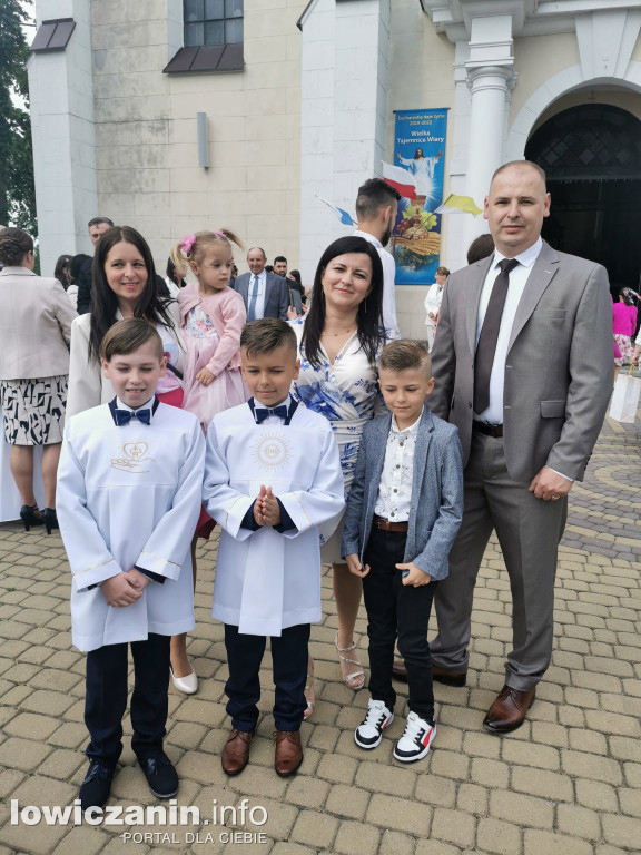 Domaniewice - uroczystość Pierwszej Komunii Świętej