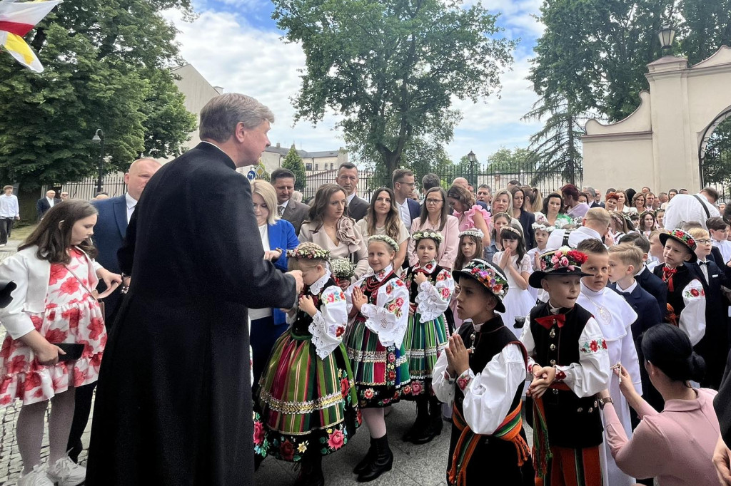Pierwsza Komunia Święta w łowickiej Katedrze