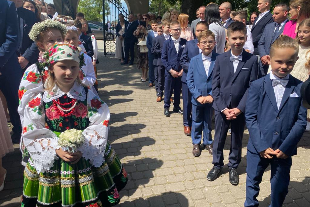 Pierwsza Komunia Święta w parafii w Chruślinie