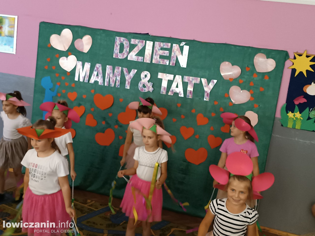 Dzień Mamy i Taty w przedszkolu nr 3 w Łowiczu