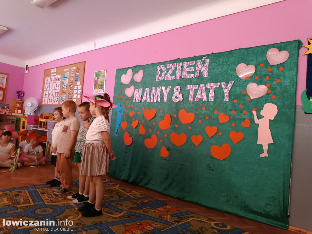 Dzień Mamy i Taty w przedszkolu nr 3 w Łowiczu