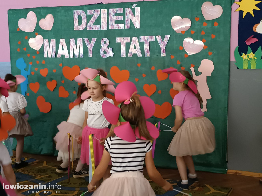 Dzień Mamy i Taty w przedszkolu nr 3 w Łowiczu