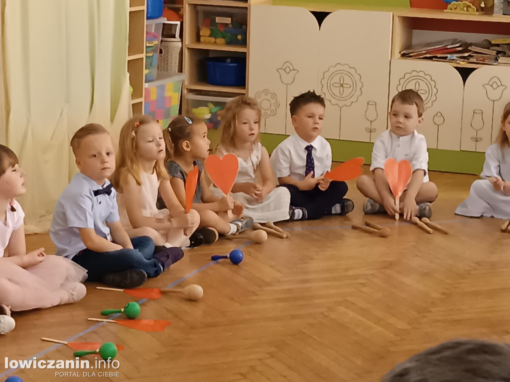 Dzień Mamy i Taty w przedszkolu nr 3 w Łowiczu