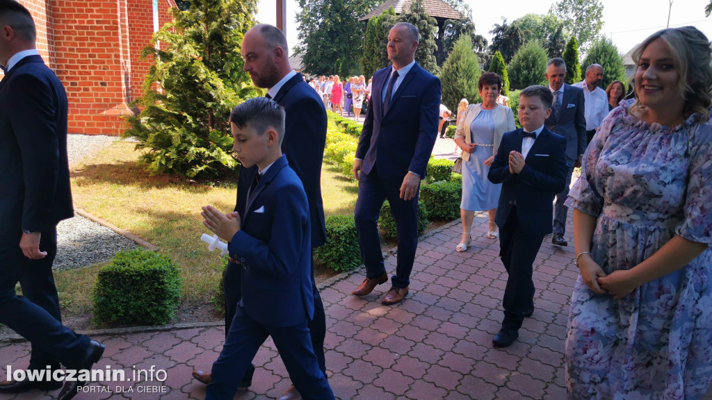 Parafia Bielawy.  Pierwsza Komunia Święta