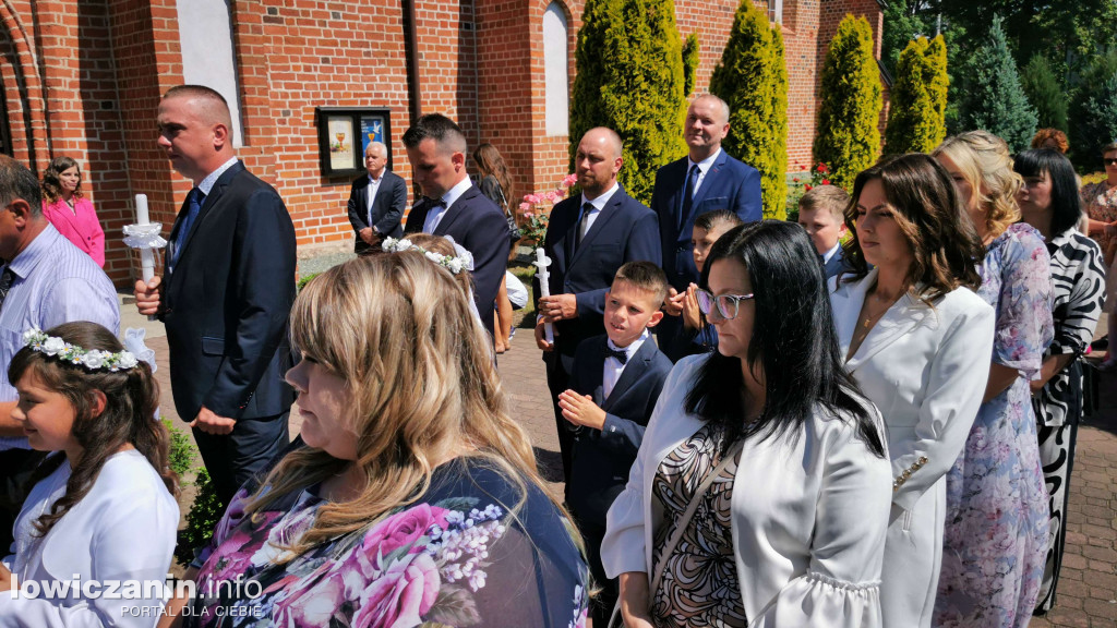 Parafia Bielawy.  Pierwsza Komunia Święta