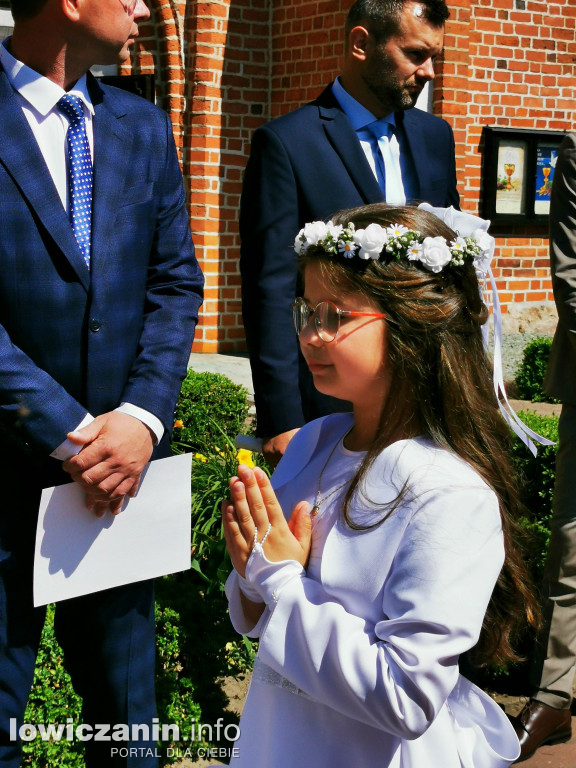 Parafia Bielawy.  Pierwsza Komunia Święta