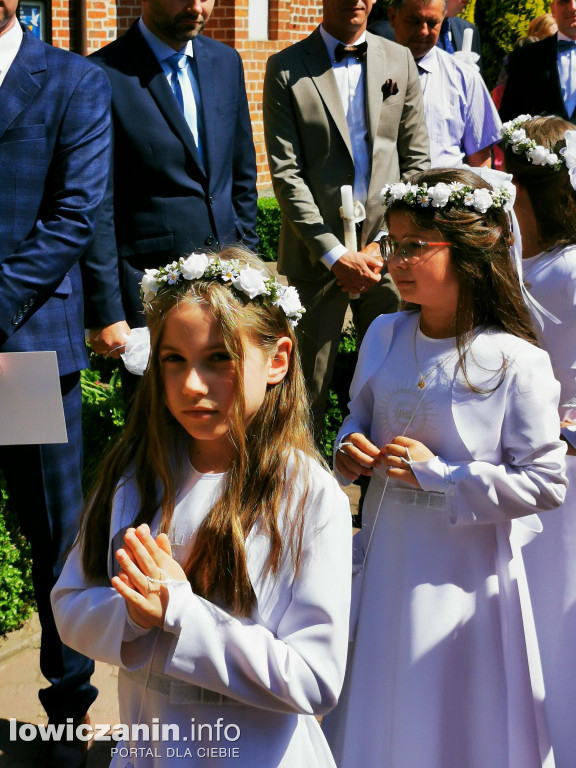 Parafia Bielawy.  Pierwsza Komunia Święta