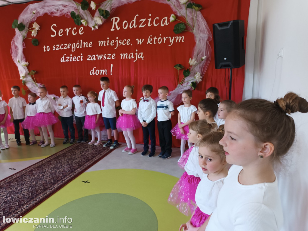 Dzień Mamy i Taty w przedszkolu w Kiernozi