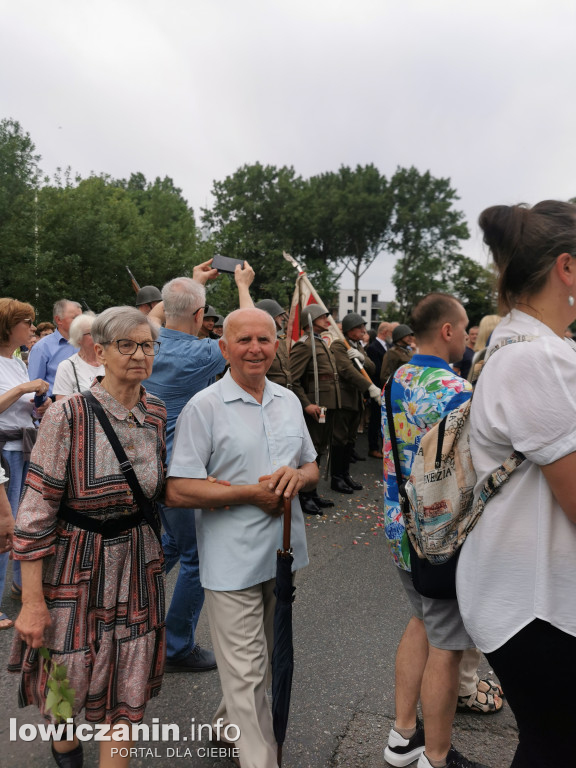 Boże Ciało w Łowiczu - tysiące ludzi na procesji