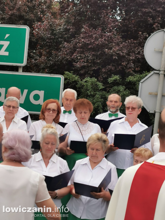 Boże Ciało w Łowiczu - tysiące ludzi na procesji