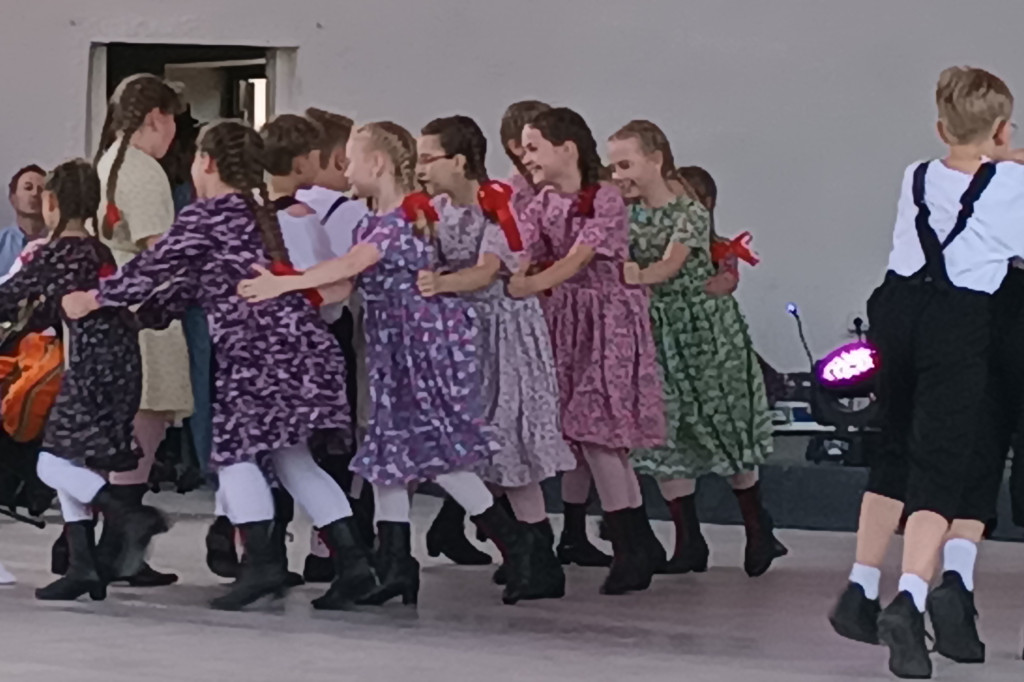 W Parku Błonie rozbrzmiały ludowe przyśpiewki