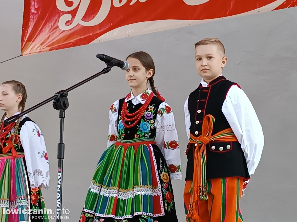 W Parku Błonie rozbrzmiały ludowe przyśpiewki