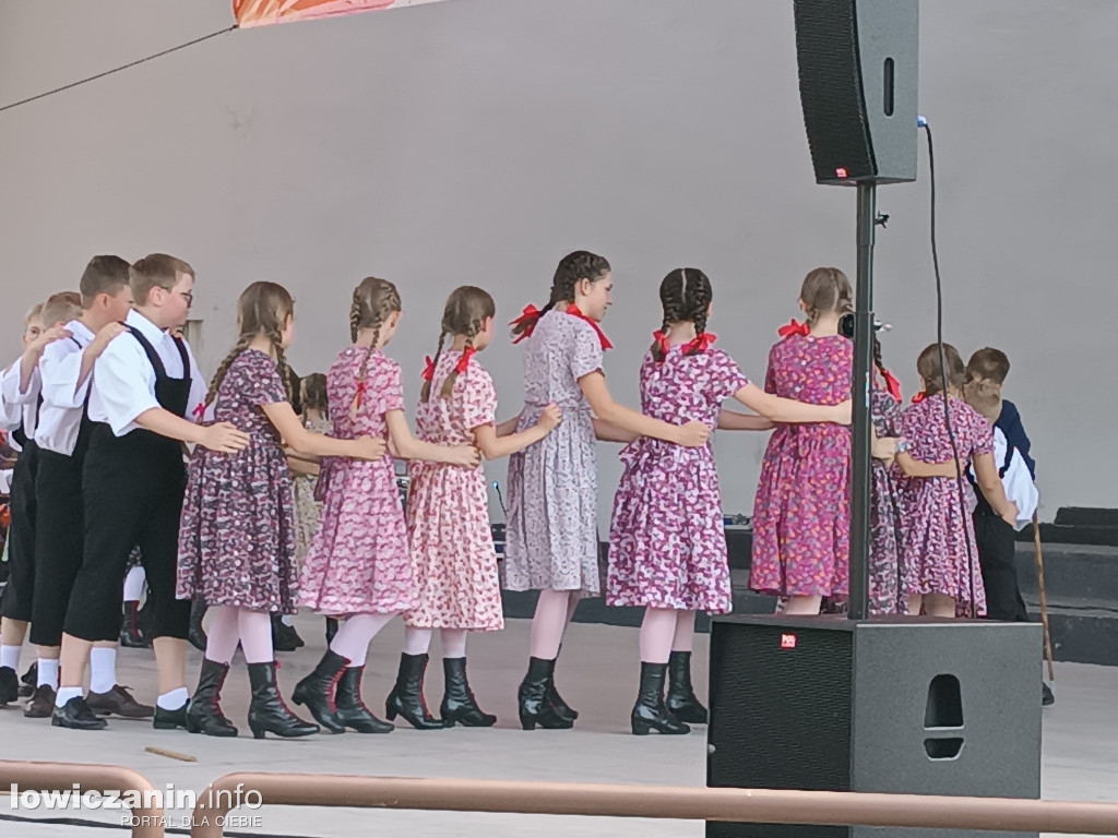 W Parku Błonie rozbrzmiały ludowe przyśpiewki