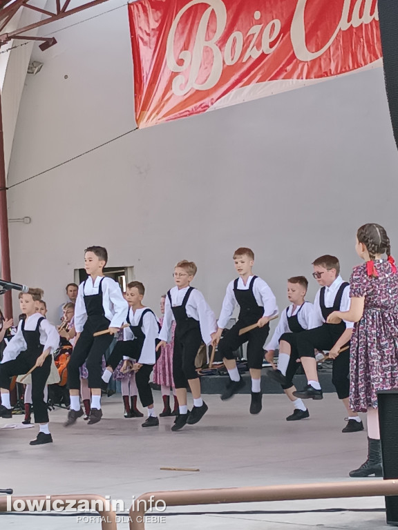 W Parku Błonie rozbrzmiały ludowe przyśpiewki