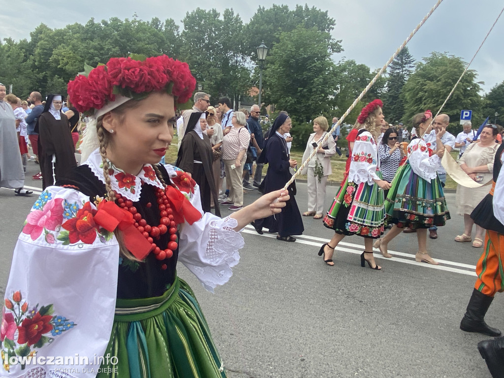 Procesja Bożego Ciała w Łowiczu - galeria zdjęć