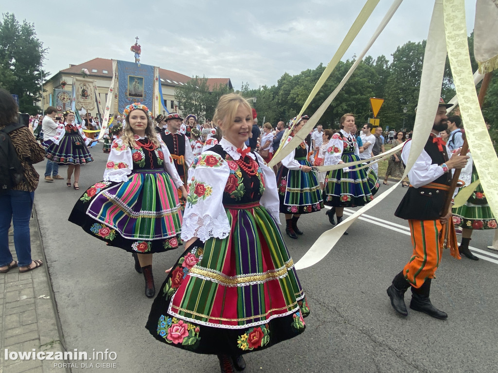 Procesja Bożego Ciała w Łowiczu - galeria zdjęć