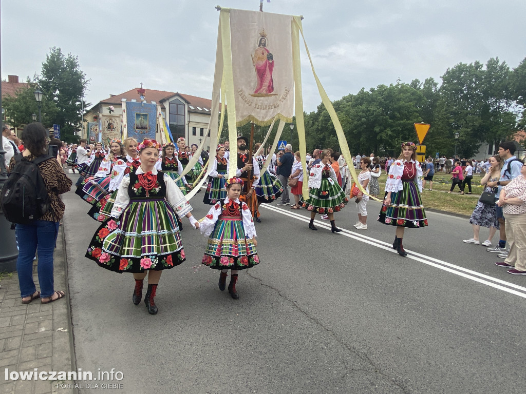 Procesja Bożego Ciała w Łowiczu - galeria zdjęć