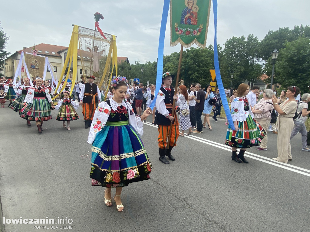 Procesja Bożego Ciała w Łowiczu - galeria zdjęć