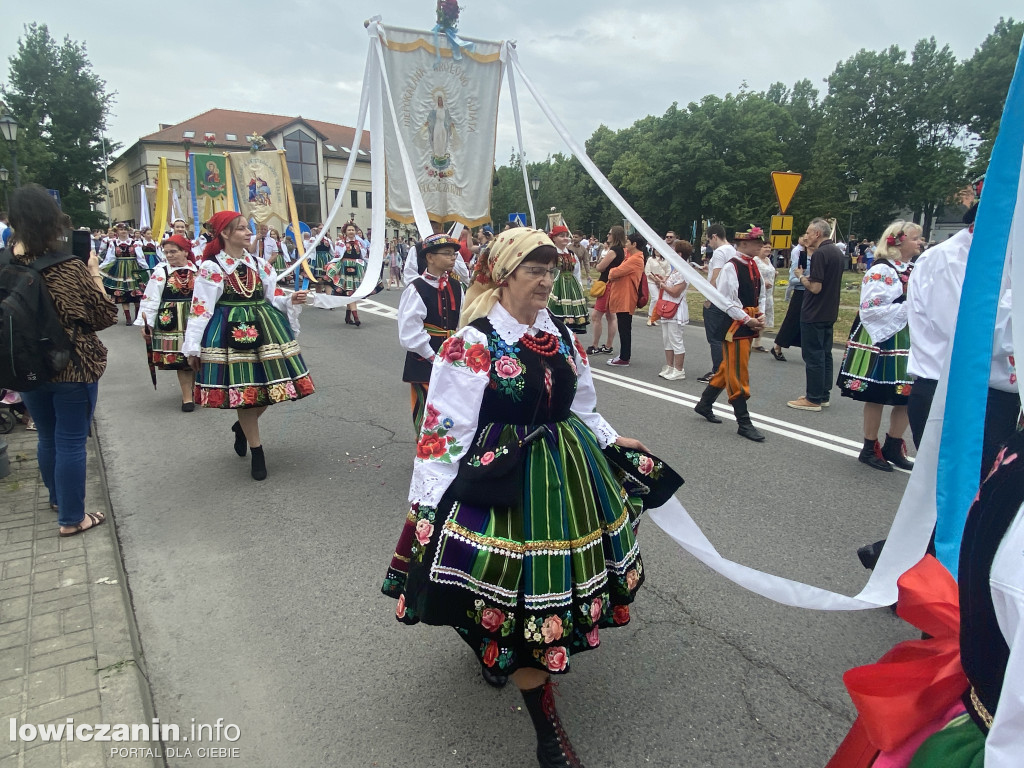 Procesja Bożego Ciała w Łowiczu - galeria zdjęć
