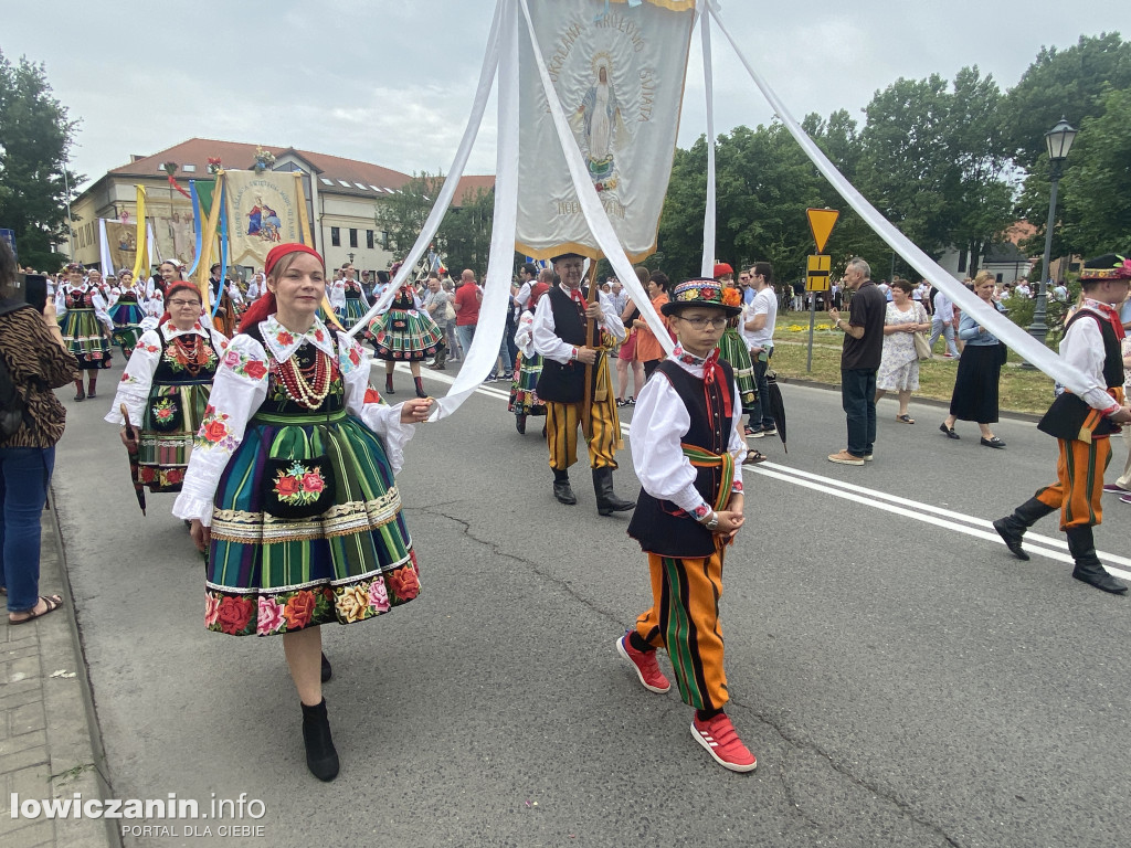 Procesja Bożego Ciała w Łowiczu - galeria zdjęć