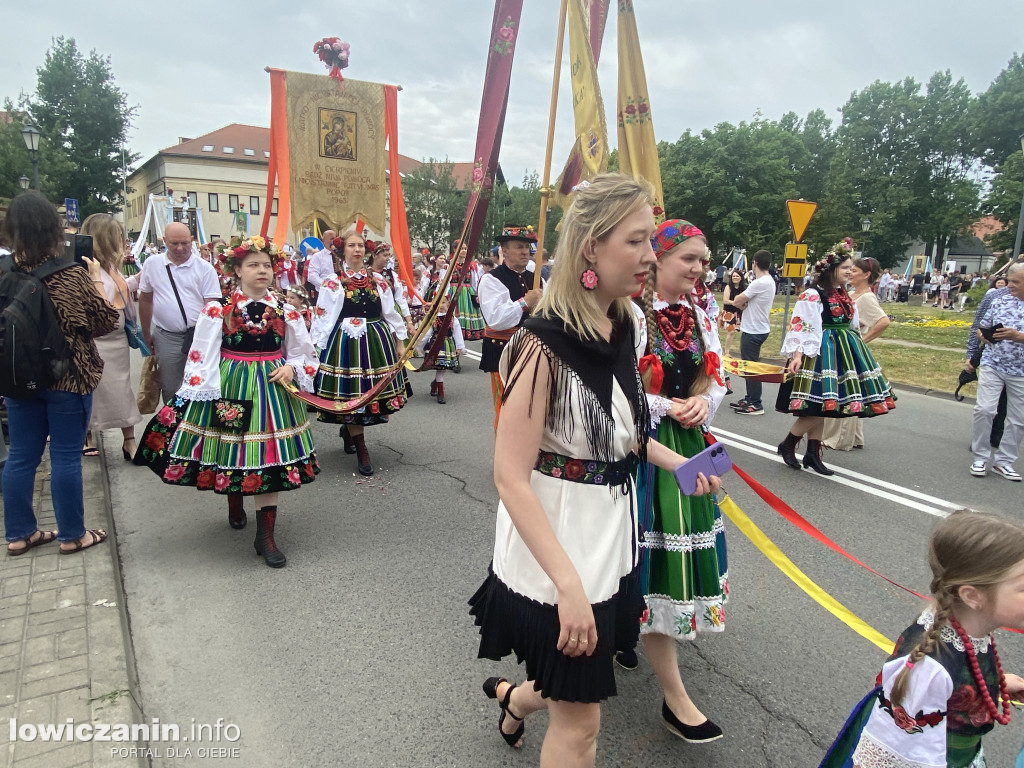 Procesja Bożego Ciała w Łowiczu - galeria zdjęć