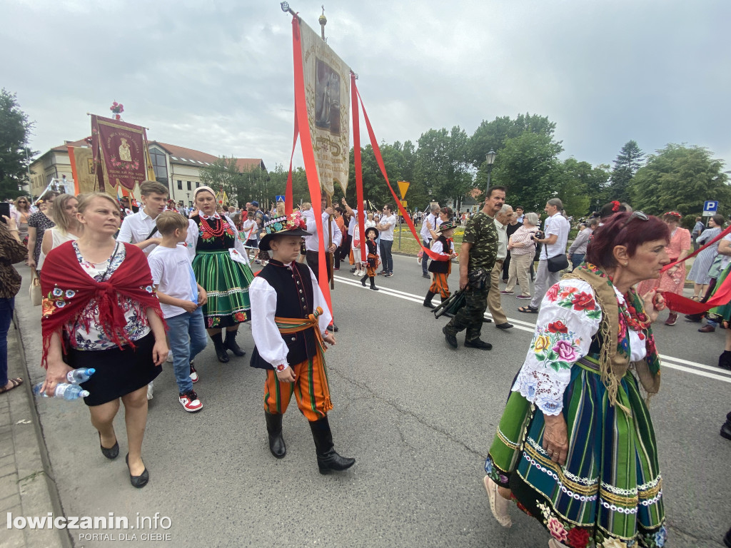 Procesja Bożego Ciała w Łowiczu - galeria zdjęć