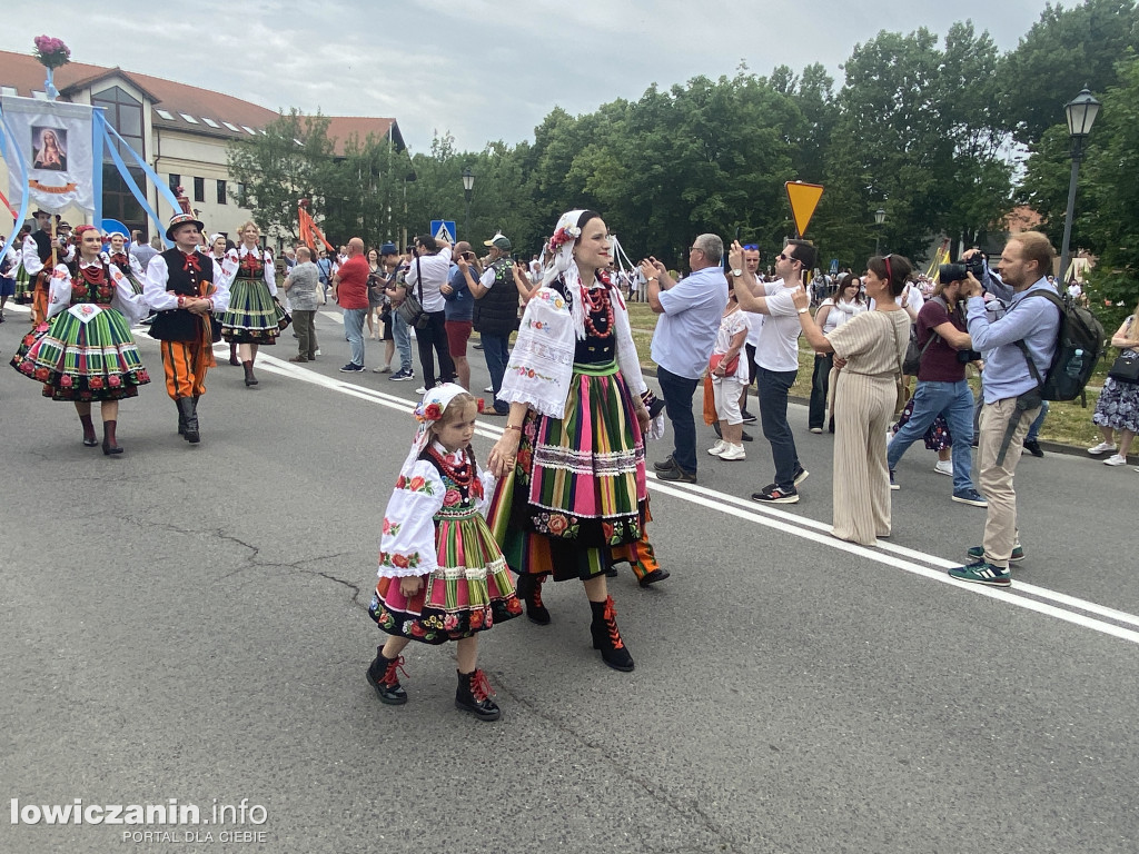 Procesja Bożego Ciała w Łowiczu - galeria zdjęć
