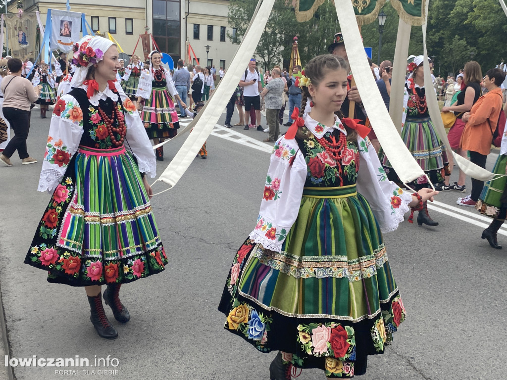 Procesja Bożego Ciała w Łowiczu - galeria zdjęć