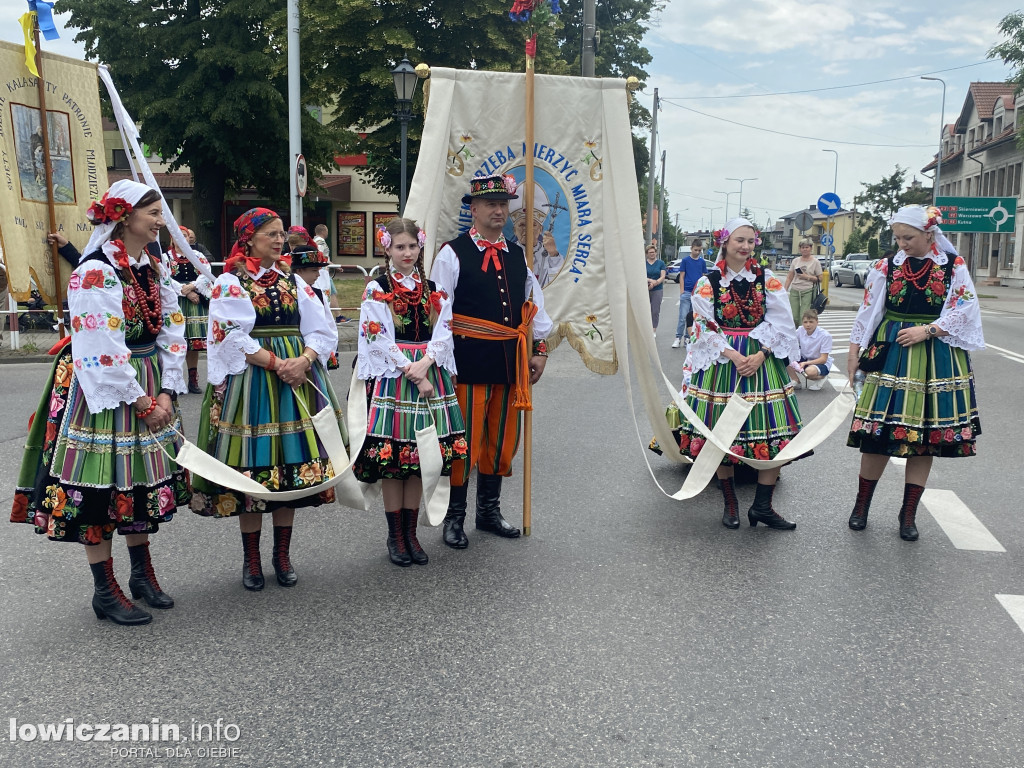 Procesja Bożego Ciała w Łowiczu - galeria zdjęć