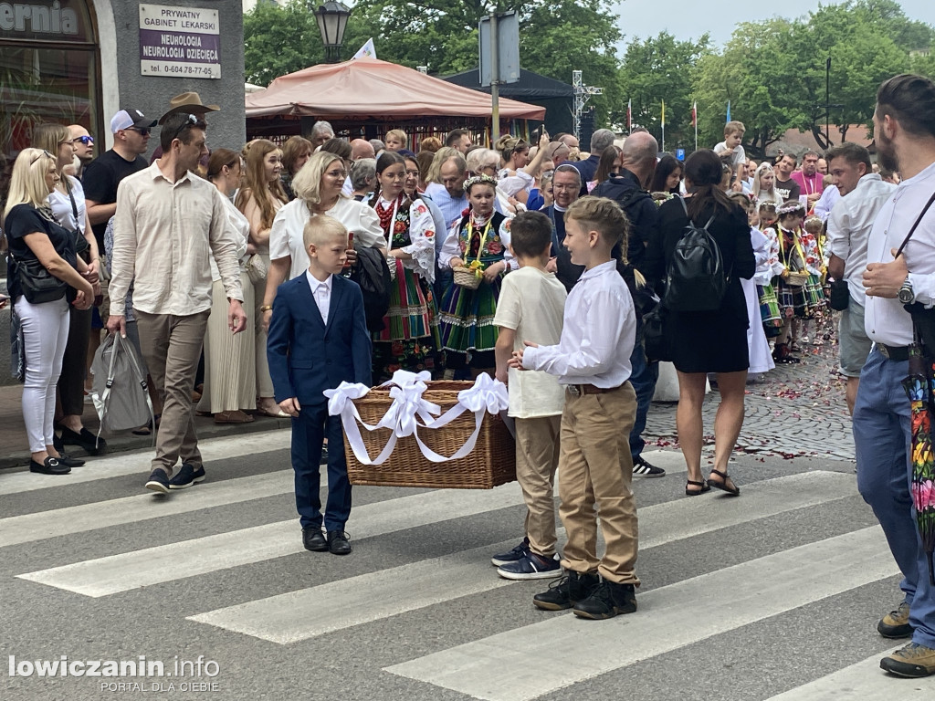Procesja Bożego Ciała w Łowiczu - galeria zdjęć